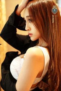 独家爆料cj美女私房照视频,惊艳瞬间尽收眼底