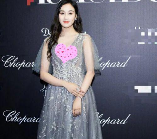 圈内爆料何超欣,圈内爆料揭示豪门背后的故事